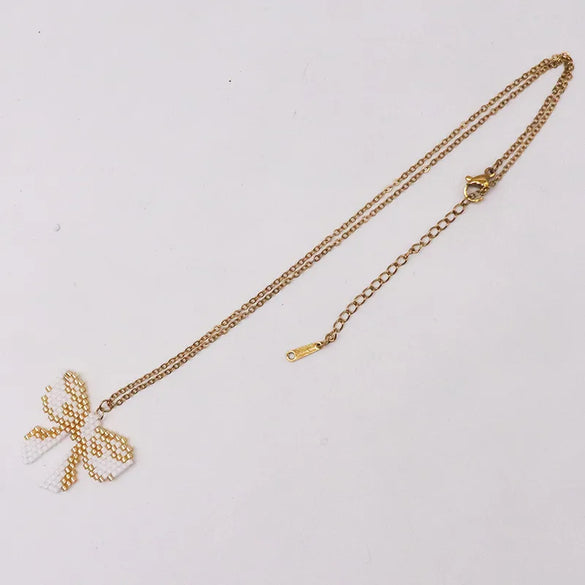 Wholesale Jewelry Casual Elegant Bow Knot 304 Stainless Steel Glass Beads Gold Plated Braid Pendant Necklace