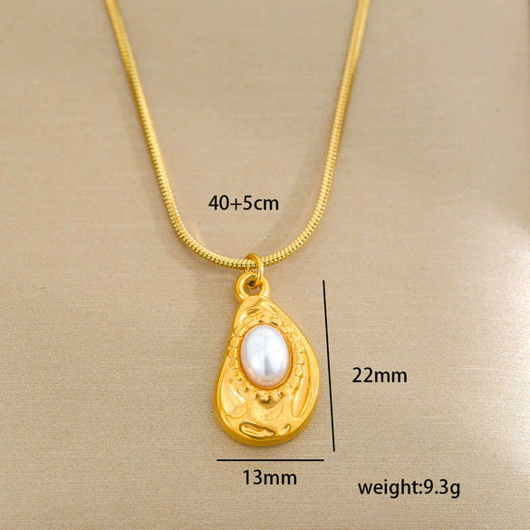 Stainless Steel Gold Plated Pearl Casting Heart Pendant Necklace With Titanium Steel Shell Clavicle Chain Electroplated Geometric Pattern For Women