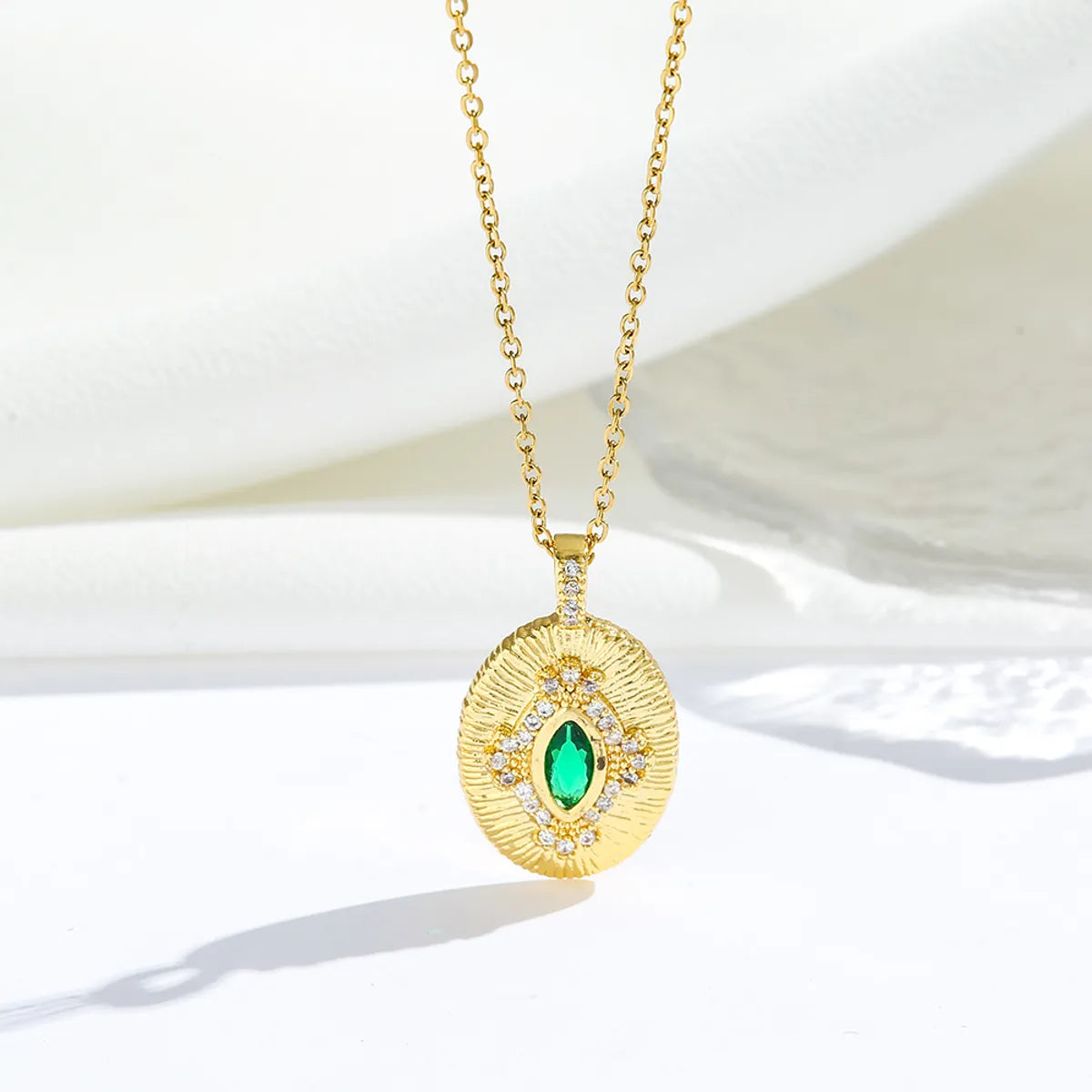 Stainless Steel Gold Plated Silver Plated Casual Commute Oval Inlay Zircon Pendant Necklace