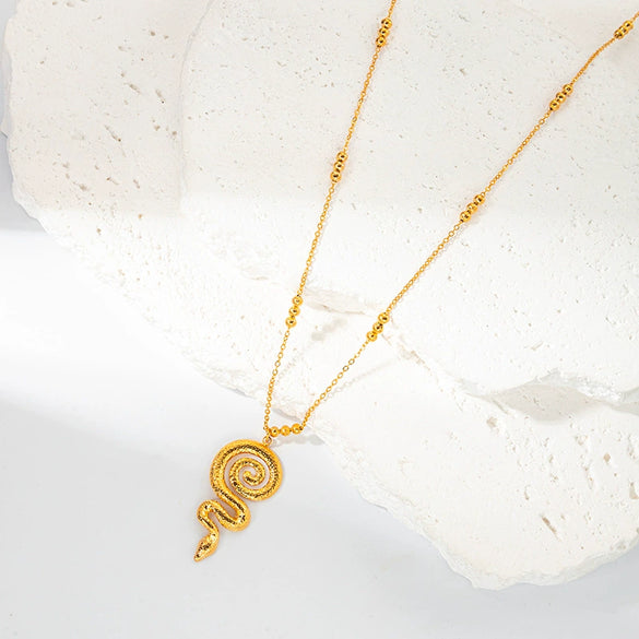 Stainless Steel Goldplated Animal Snake Pendant Necklace Fashionable Unisex Jewelry