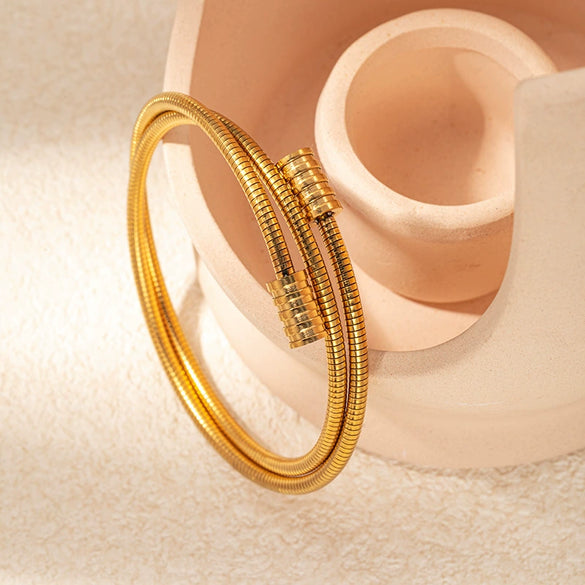 Stainless Steel Goldplated Fashion Knot Bracelet With Electroplating Process