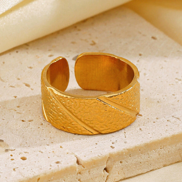 Stainless Steel Heart Geometric Oval Opening Adjustable Ring With Electroplating For Women