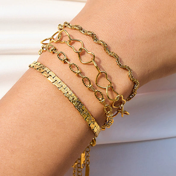 Stainless Steel Heart Geometric Pattern Electroplated Light Luxury Bracelet For Women