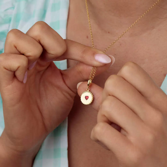 Stainless Steel Heart Shape Pendant With Vacuum Plating 18K Gold Color Fashion Casual Style