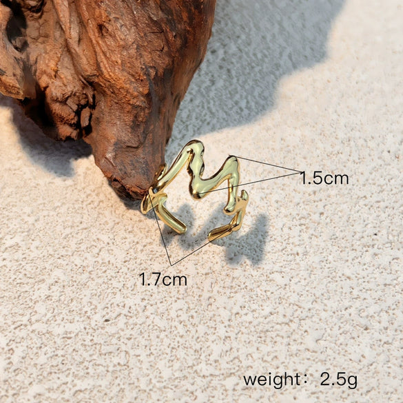 Stainless Steel Heart Shape Ring Electroplated 18K Gold Minimalist Geometric Jewelry