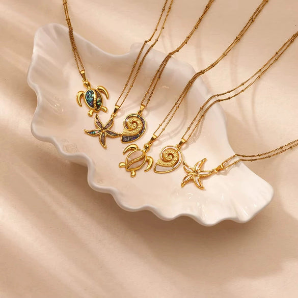 Stainless Steel Heart Shape Turtle Pendant Necklace Electroplating Minimalist Unisex