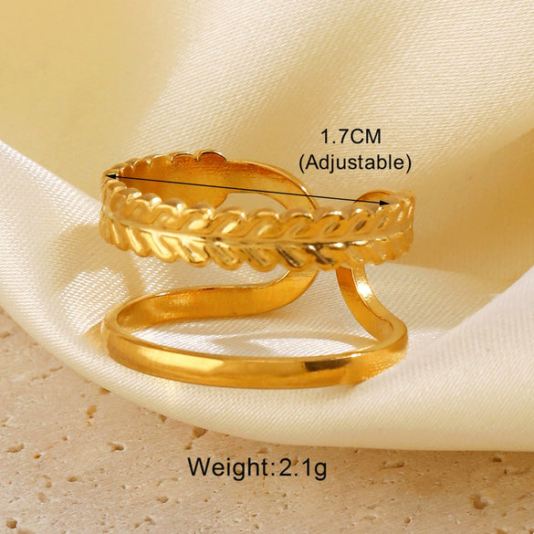 Stainless Steel Heart Shaped Hip Hop Ring For Women With Electroplating