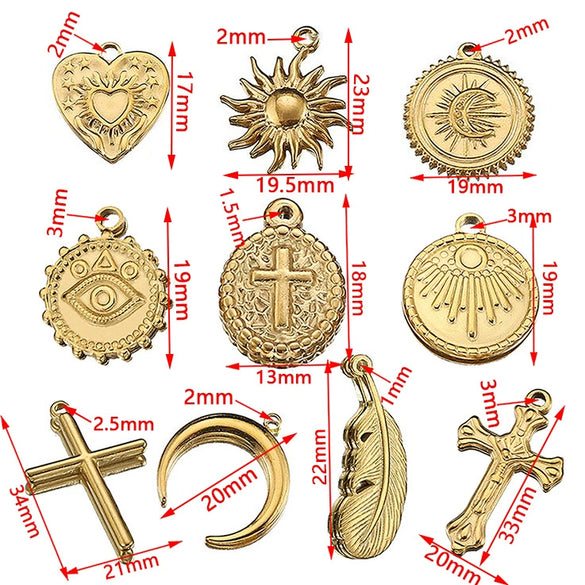 Stainless Steel Heart Shaped Vintage Jewelry Accessories Pendant With Electroplating