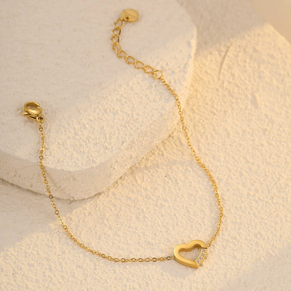 Stainless Steel Heartshaped Hollow Bracelet Electroplating Fashion Style Couple Bracelet
