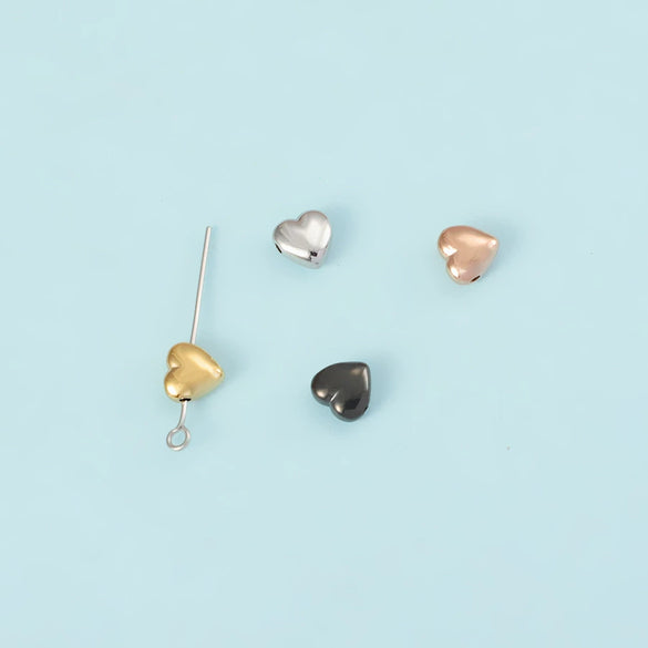 Stainless Steel Heartshaped Pendant Necklace Jewelry Accessories With Electroplating And Lovely Style