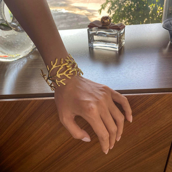Stainless Steel Hollow Exaggerated Geometric Electroplated Bracelet