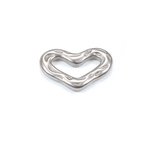 Stainless Steel Hollow Heart Pendant Jewelry Accessories With Vacuum Electroplating