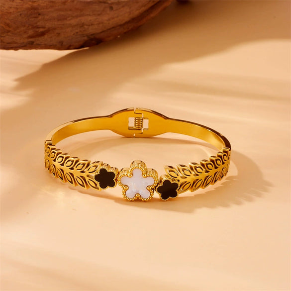 Stainless Steel Jewelry Bracelet Fashion Retro Style With Five Petal Flower And Wheat Ear Pattern Gold Plated