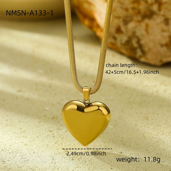 Stainless Steel 18K Electroplated Love Peach Heart Pendant Necklace For Women