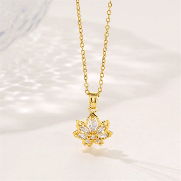 Stainless Steel Mixed Gem Inlaid Flower Style Electroplated Pendant Necklace For Women