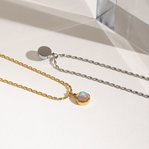 Stainless Steel Moonstone Pull Feldspar Pendant Necklace With Electroplating And Clavicle Chain For Women