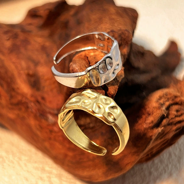 Stainless Steel Open Finger Ring And Metal Knock Pattern Bracelet With Heart Shape Natural Style Electroplating Treatment