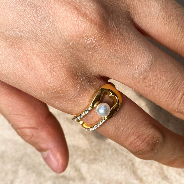Stainless Steel Pearl Ring With White Diamond Inlaid Geometric Style 18K Gold Electroplated Jewelry
