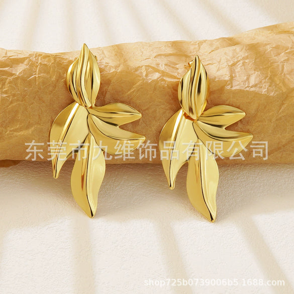 Stainless Steel Personality Geometric Flower Stamping Women's Earrings