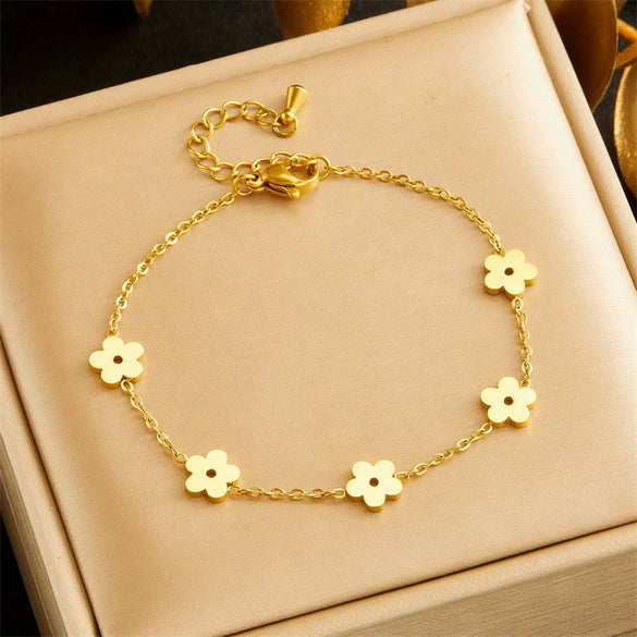 Stainless Steel Plants And Flowers Fashion Accessories Set Necklace Earrings Bracelet Electroplating