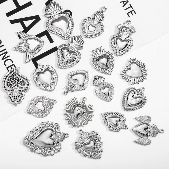 Stainless Steel Retro Style Heart Pendant Electroplating Process Bracelet Necklace Diy Accessories
