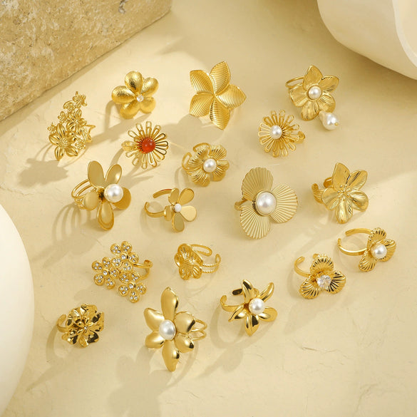 Stainless Steel Ring Light Luxury Women's Geometric Electroplated Golden Flower Pearl Design