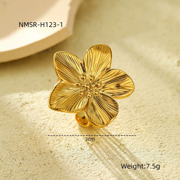 Stainless Steel Ring Light Luxury Women's Geometric Electroplated Golden Flower Pearl Design