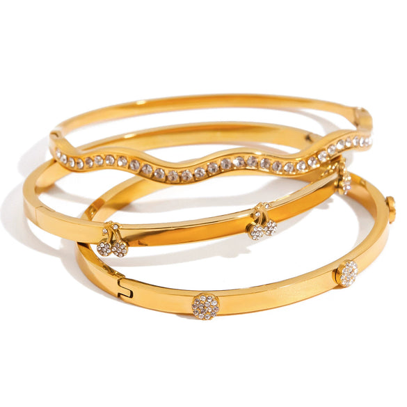 Stainless Steel Round Bracelet Classic Elegant Style With White Diamonds Electroplated