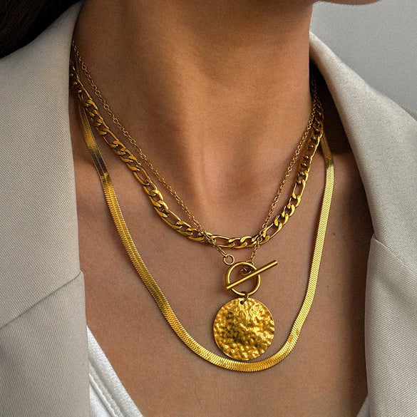 Stainless Steel Round Geometric Pendant Necklace With Oshaped Chain And Electroplated Finish Fashion Jewelry For Men And Women
