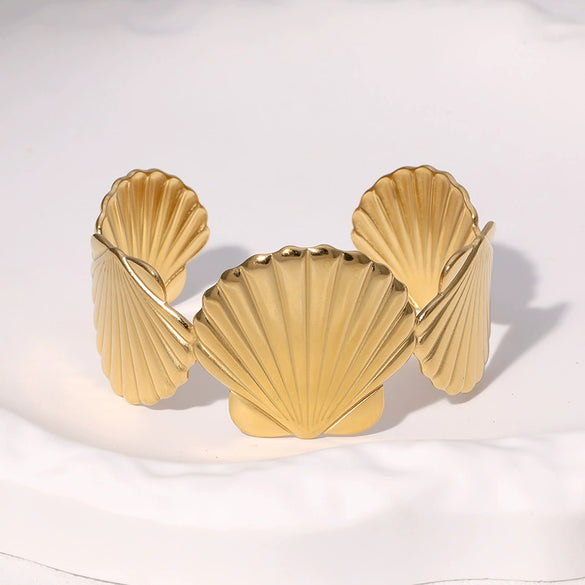 Stainless Steel Scallop Simple Open Bracelet Electroplated Jewelry For Women