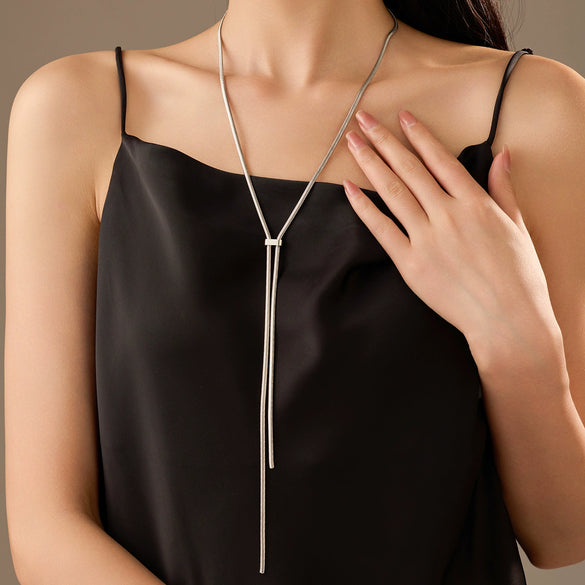 Stainless Steel Snake Bone Tassel Necklace Electroplated Fashion Style For Women