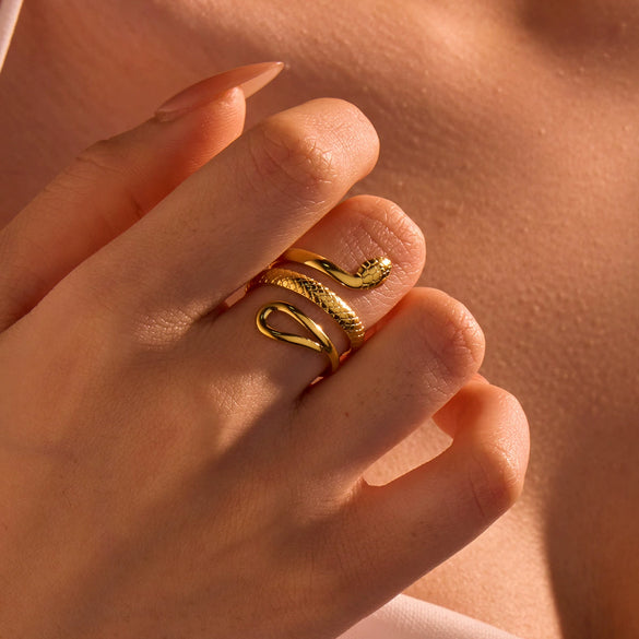 Stainless Steel Snakeshaped Women's Light Luxury Ring Electroplated