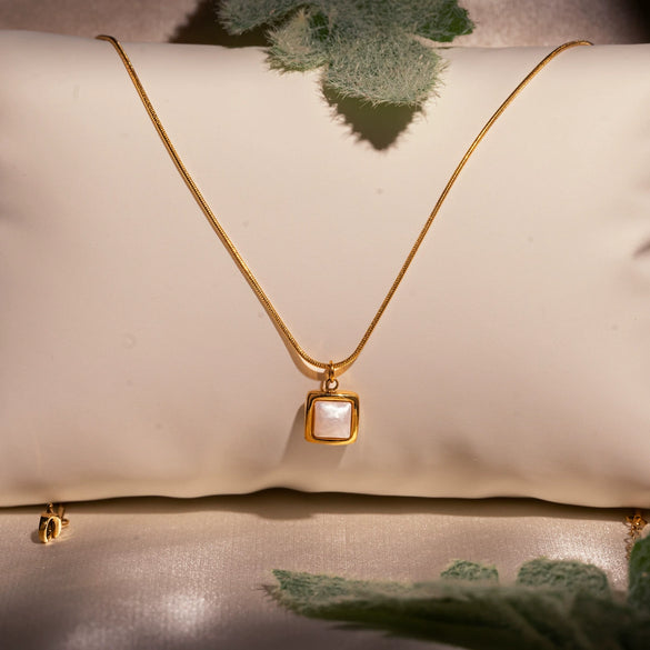 Stainless Steel Square White Motherofpearl Pendant Necklace Electroplating Women's Fashion Style