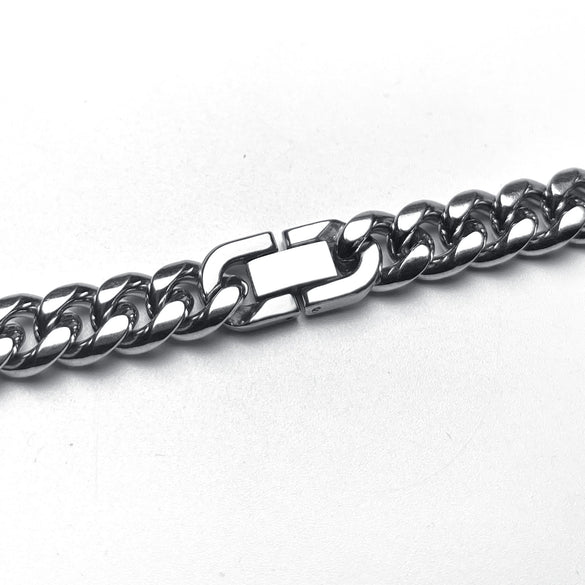 Stainless Steel Ushaped Jewelry Buckle With Eighteye Pattern Handmade Cuban Chain Clip Fastener