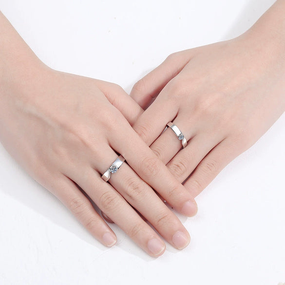 Sterling Silver Couple Ring With Heart Pattern And Electroplating Process
