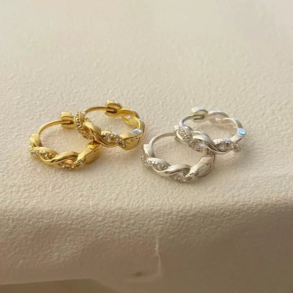 925 Sterling Silver Dropshaped Pearl Inlaid Women's Simple Fashion Ins Style Earrings