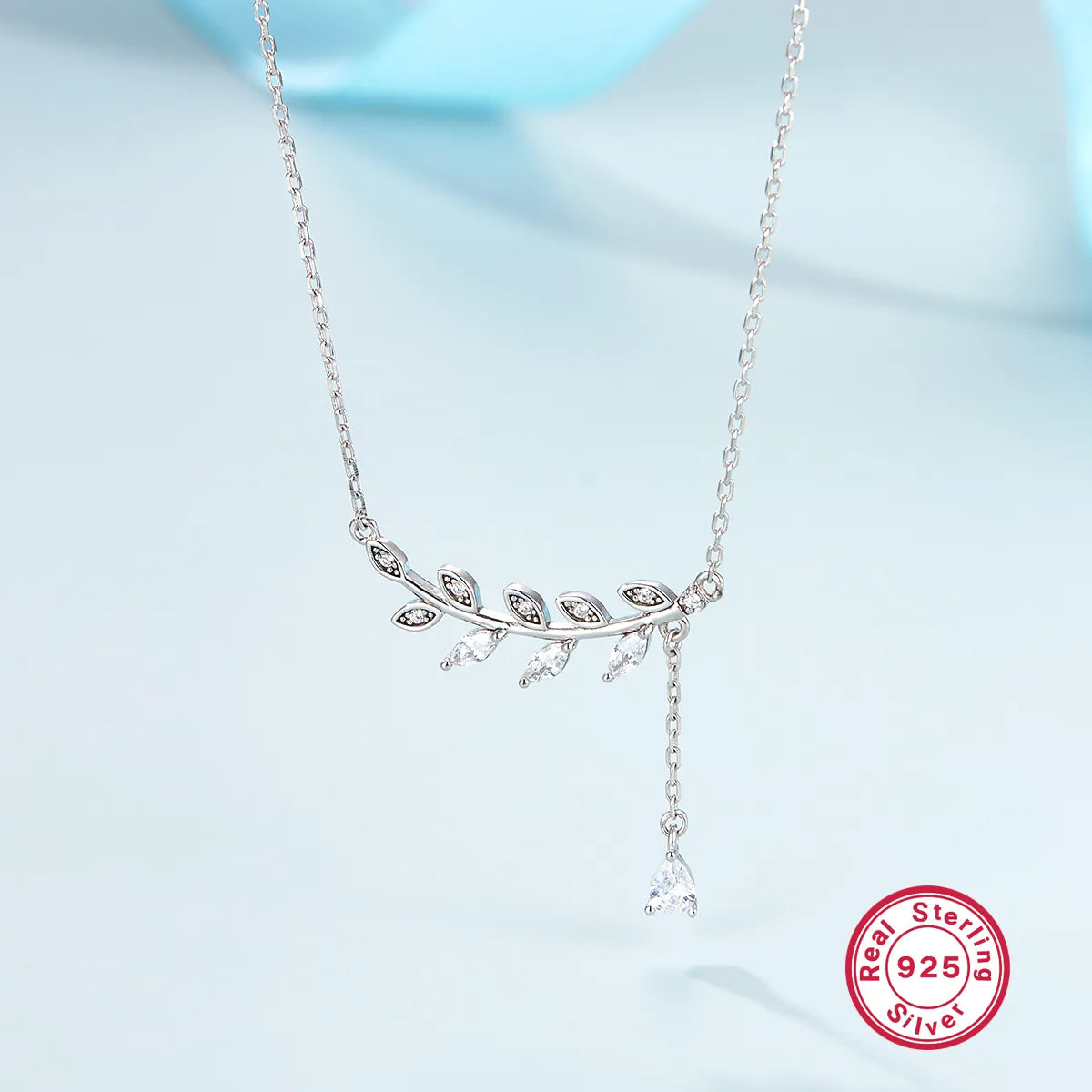 Sterling Silver Elegant Leaf Leaves Plating Inlay Zircon Pendant Necklace