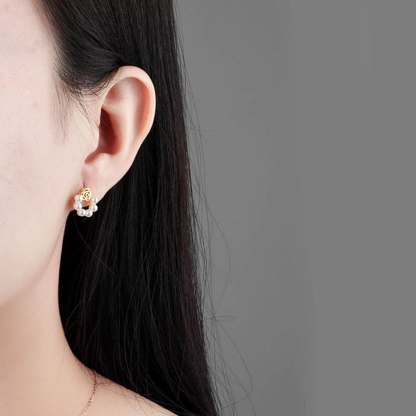 925 Sterling Silver Floral Pearl Stud Earrings Elegant Electroplated Geometric Design Jewelry For Women