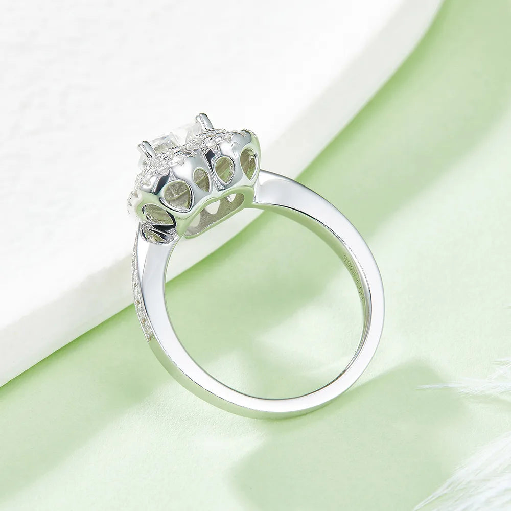 Sterling Silver Glam Simple Style Hollow Out Inlay Solid Color Moissanite Rings