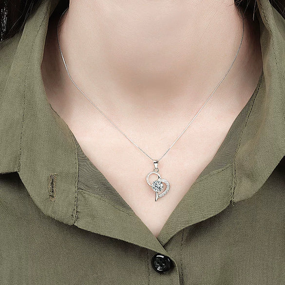 Sterling Silver Heart Pendant Necklace With Mixed Gem Inlay Electroplated Simple Fashion Jewelry