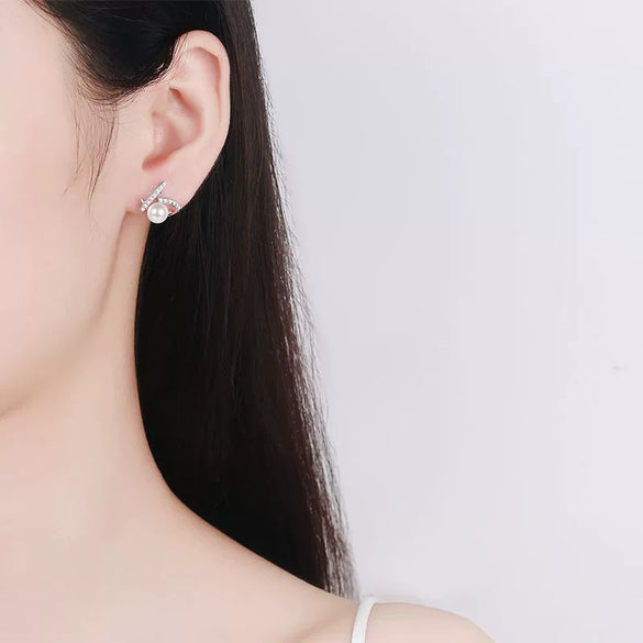 925 Sterling Silver Heart Shaped Freshwater Pearl And Moissanite Earrings With Electroplated Light Luxury Floral Style