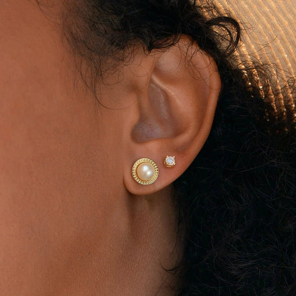 925 Sterling Silver Light Luxury Fresh Water Pearl Geometric Electroplated Women's Earrings