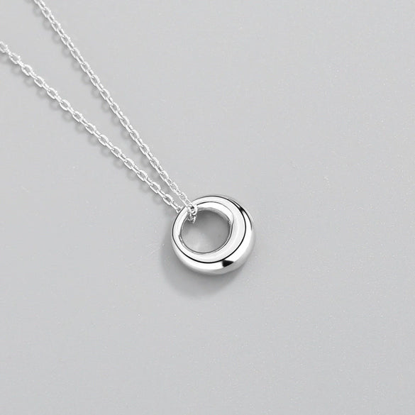 Sterling Silver Minimalist Geometric Pendant Clavicle Necklace For Women With Cross Chain Electroplated Finish