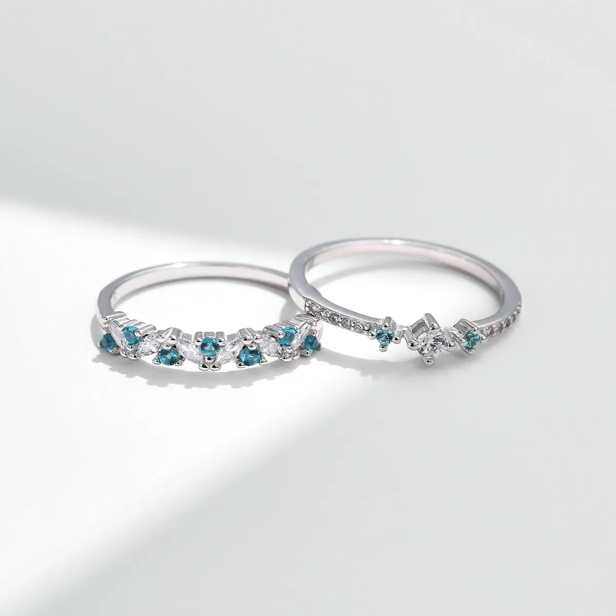 Sterling Silver Rhodium Plated Inlay Round Zircon Rings