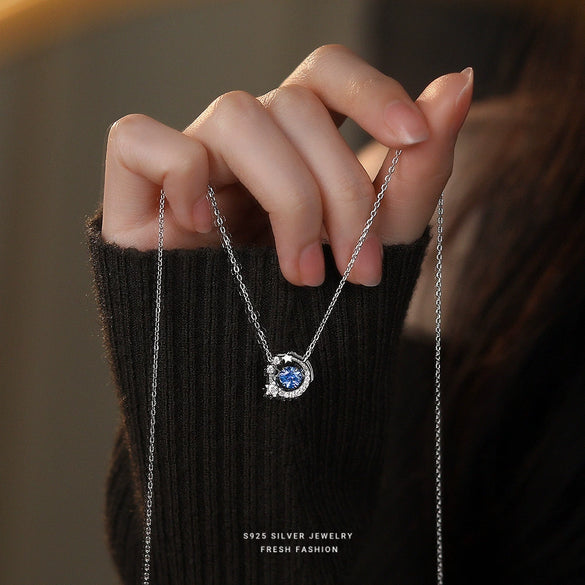 Sterling Silver Star Holding Moon Pendant Clavicle Necklace Highend Sense Jewelry