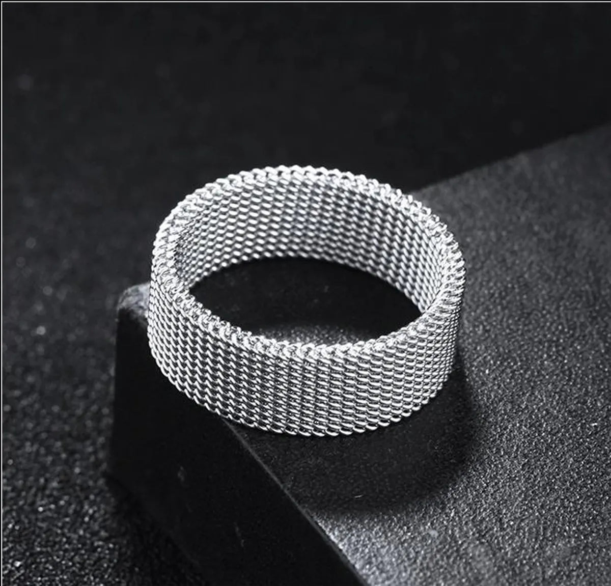 Streetwear Solid Color Titanium Steel Polishing Men'S Rings