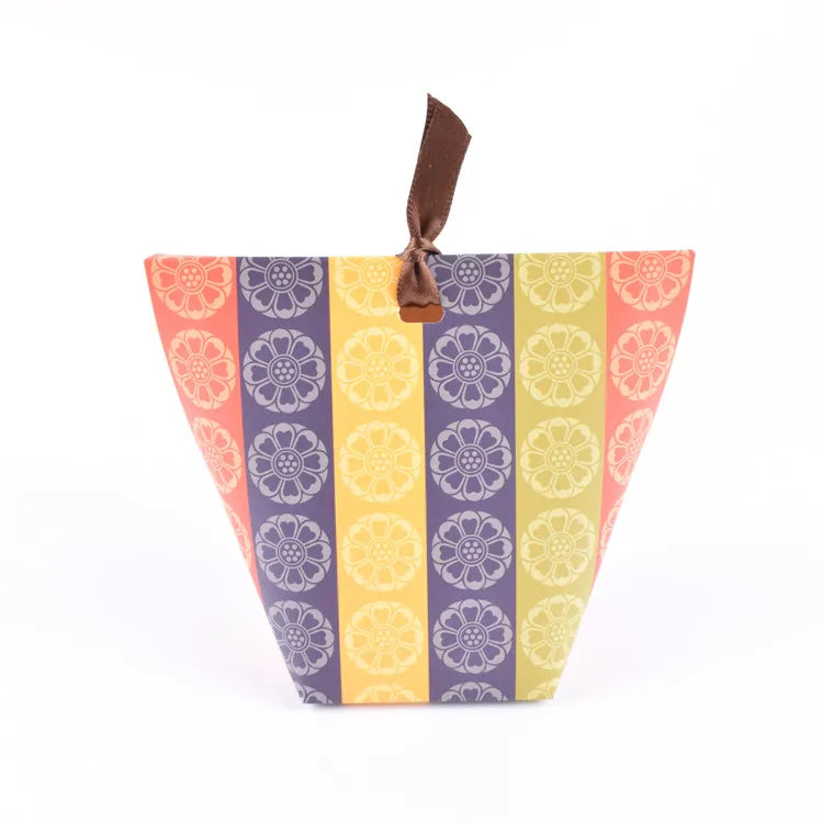 Stripe Paper Gift Wrapping Supplies