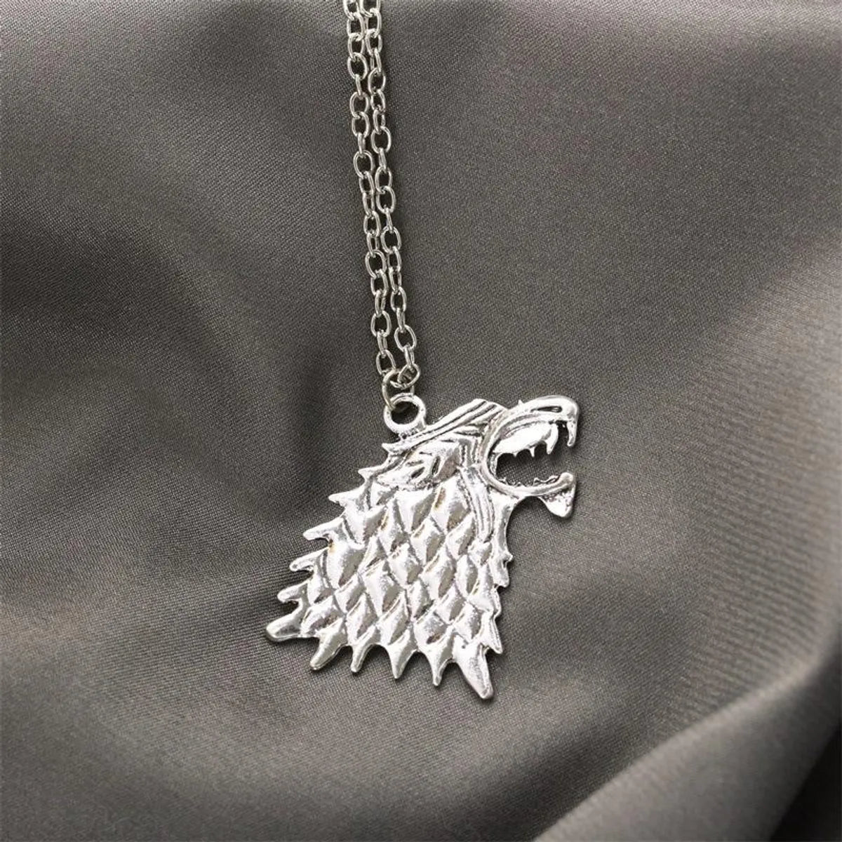 Sweater Chain Song Of Ice And Fire Right Game Stark Wolf Necklace