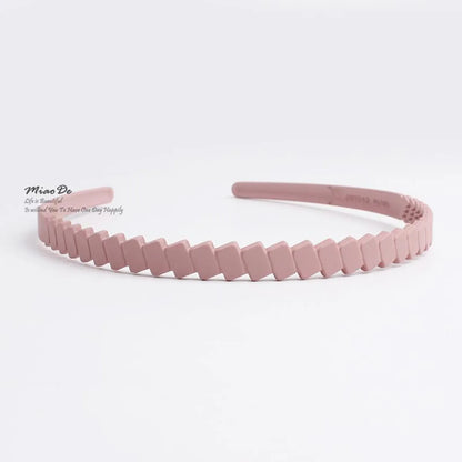 Sweet And Lovely Candy-Colored Acrylic Wavy Headband Nhof147115