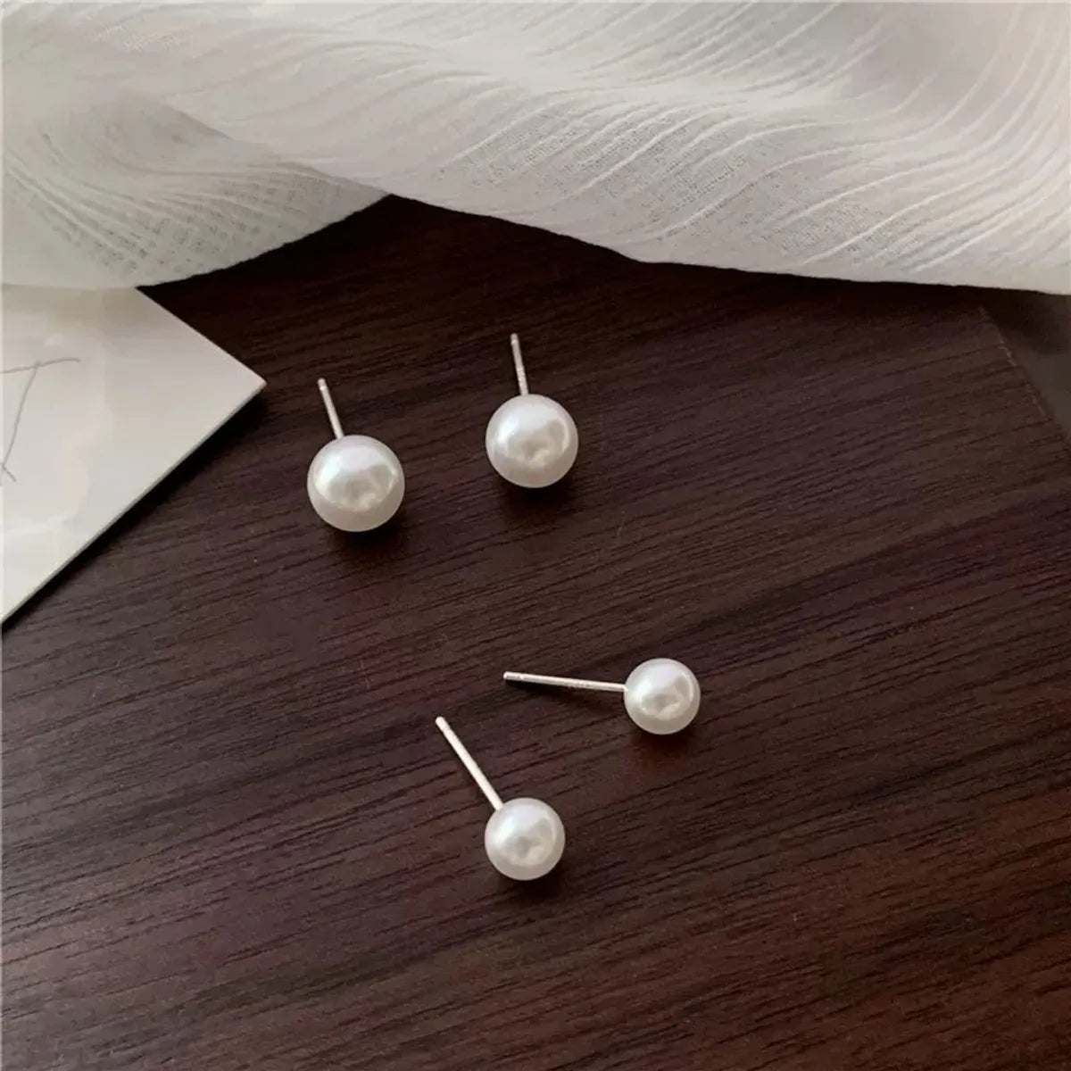 Sweet Ball Alloy Artificial Pearls Women'S Ear Studs 1 Pair